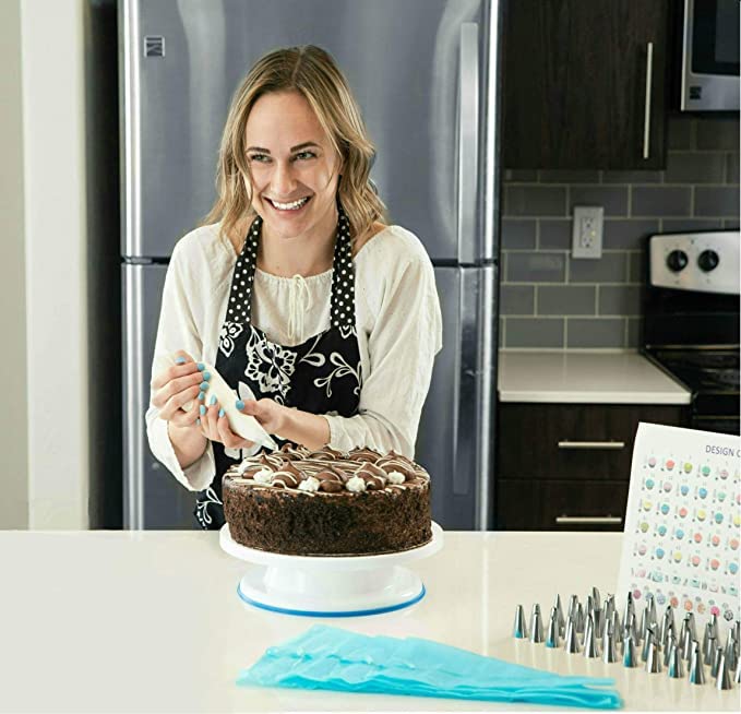 Pin by Jennifer Davis on Food Stuff | Cake decorating piping, Cake  decorating tips, Cupcake decorating tips