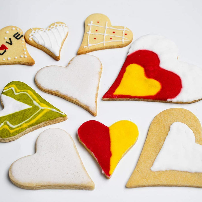 K-Musculo Heart Cookie Cutter Set 7 Piece - 4 1/4"?3 7/8", 3 1/4", 2 7/8", 2 1/2", 2 1/4", 2" Heart Shaped Cookie Cutters