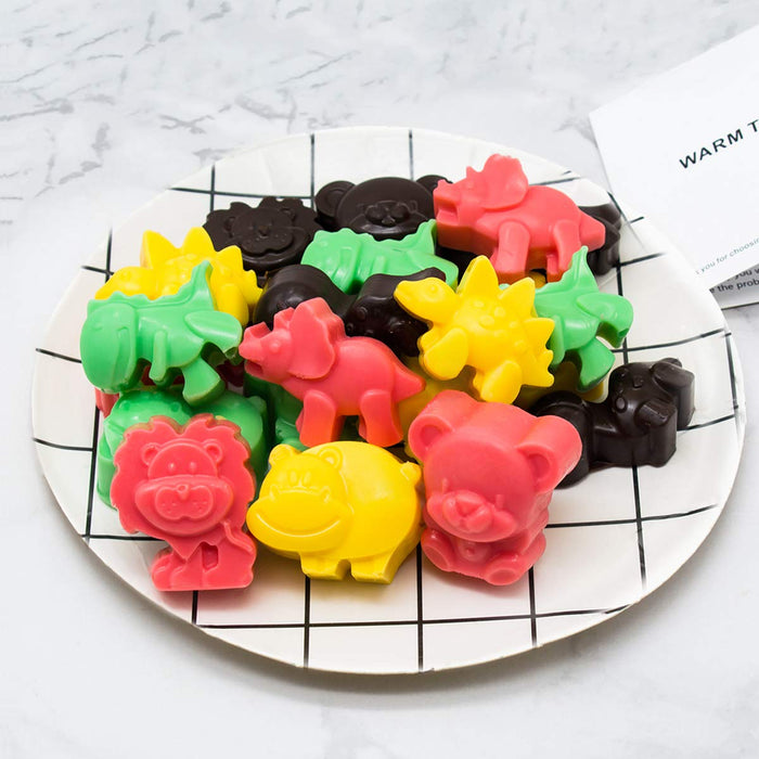  Candy Chocolate Molds Silicone, Non-stick Animal Jello Molds,  Crayon Mold, Silicone Baking Mold - BPA Free, Forest Theme with Different  Animals, including Dinosaurs, Bear, Lion and Butterfly, Set of 6 