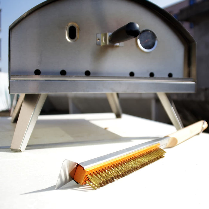 Brass Brush Pizza Oven, Cleaning Pizza Steel