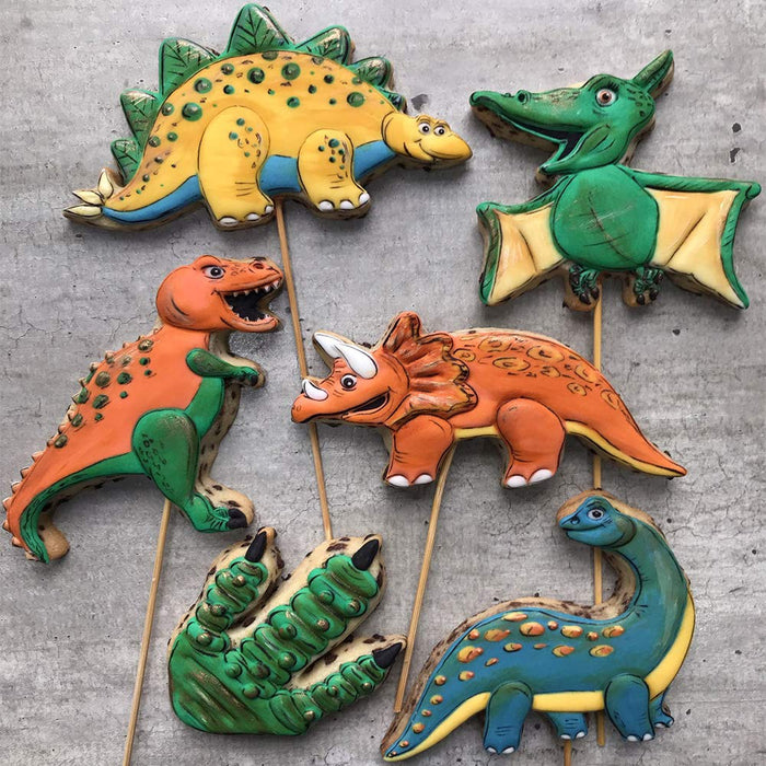 LILIAO Cookie Cutters Dinosaur Cookie Cutter Set Kids Birthday, 3 Pieces, T-rex, Brontosaurus and Dinosaur Footprint Biscuit