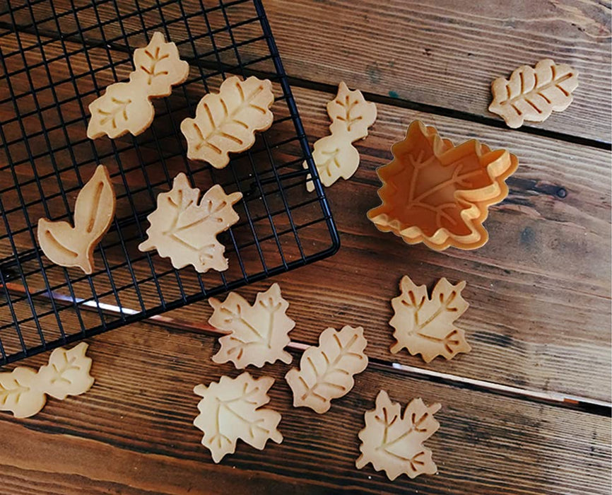 4Pcs Leaf Plunger Cutter Maple Leaf Cookie Cutter Baking Pie Crust Cut —  CHIMIYA