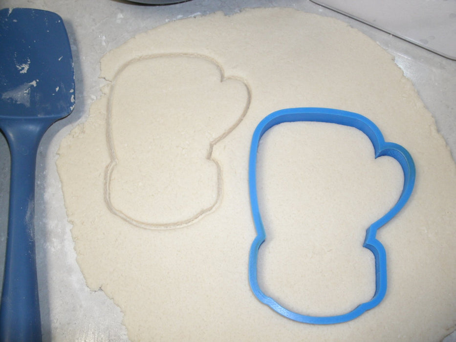 Boxing glove fighter training fitness fondant baking tool cookie cutter usa pr706