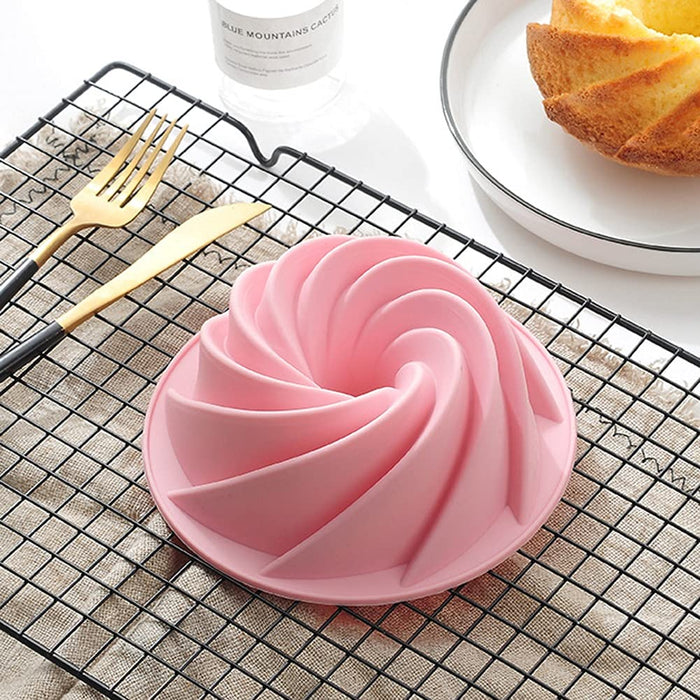 Silicone Bundt Cake Pan - 8-10Inch Round Fluted Tube Cake Baking Molds —  CHIMIYA