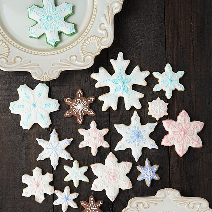 10pcs, Snowflake Cookie Cutters, Stainless Steel Pastry Cutter Set,  Christmas Biscuit Molds, Baking Tools, Kitchen Accessories, Xmas Decor