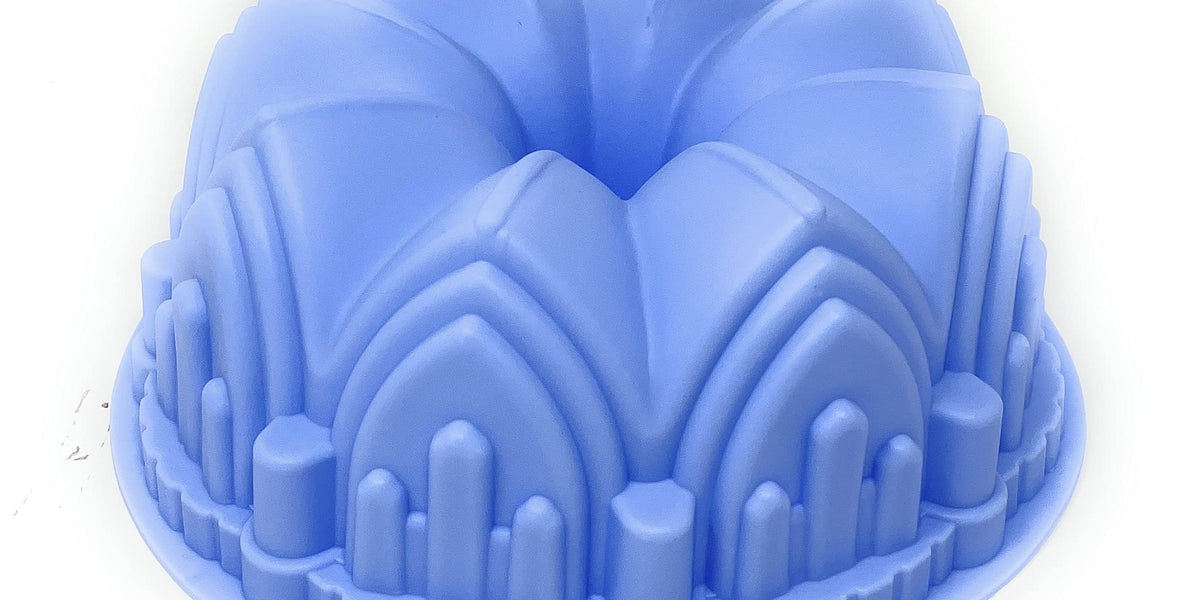 Coop & Hunt Bundt Cake Pan Set Includes a 8.5 inchSilicone Fluted Swir —  CHIMIYA
