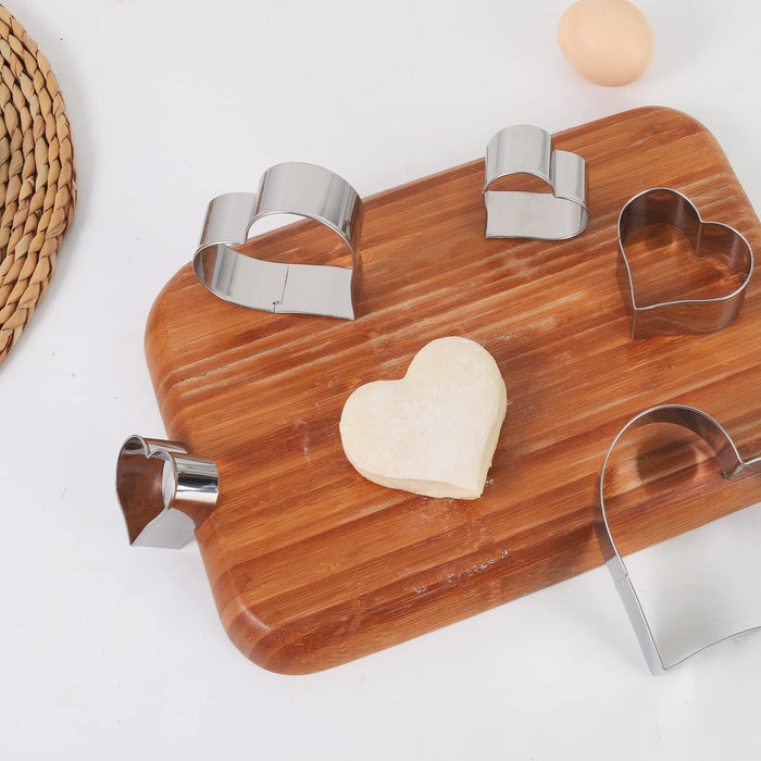 Heart Cookie Cutter Set - 6 Piece - 3 4/5, 3 1/5, 2 4/5, 2 3/5, 2 1/5,  1 4/5 - Heart Shaped Cookie Cutters, Stainless Steel Biscuit Pastry