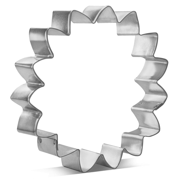 COOKIECUTTER.COM Large Sunflower Cookie Cutter 4.5 Inch –Tin Plated Steel Cookie Cutters – Large Sunflower Cookie Mold