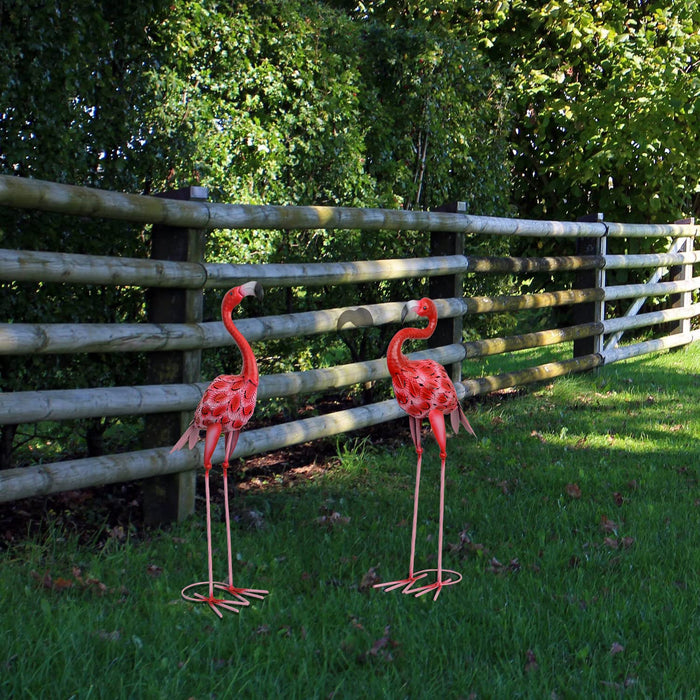 SUNREEK Flamingo Garden Statues and Sculptures, 2 Pcs Metal Large Red Flamingo Birds Yard Art Outdoor Statue for Home Patio Lawn Backyard DEcor (Hot Pink)