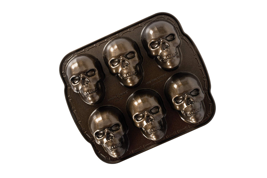 Cast Aluminum Skull Pan, Halloween Baking, 6 Cavity, Way to