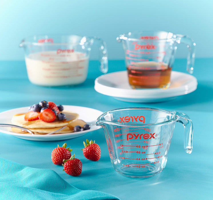 Pyrex 3 Piece Glass Measuring Cup Set, Includes 1-Cup, 2-Cup, and