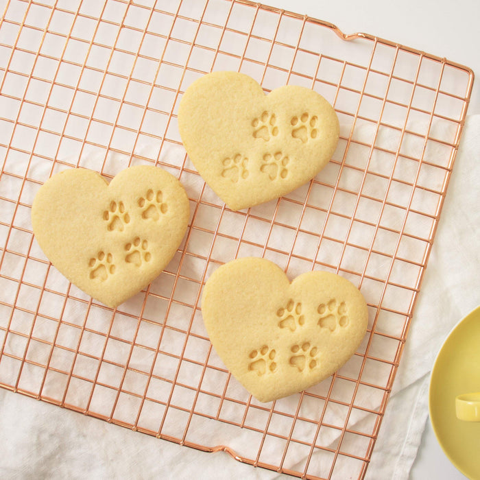 Heart Paw Prints cookie cutter, 1 piece - Bakerlogy
