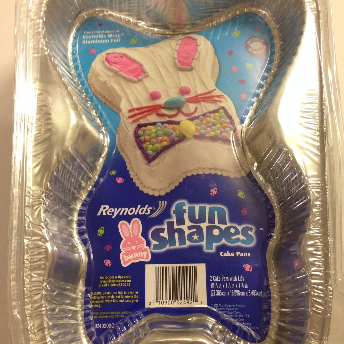 Foil Easter Bunny Pan with Snap on Lid